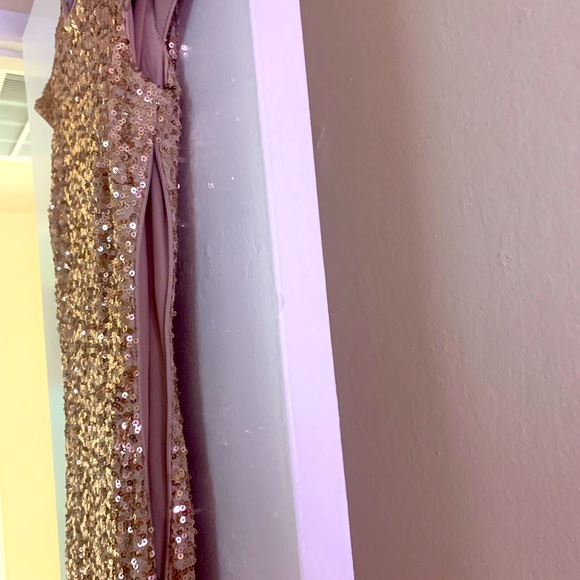 Badgley Mischka,Sequin Cowl Back Gown, rose gold, short sleeves, concealed zip. - Picture 4 of 11